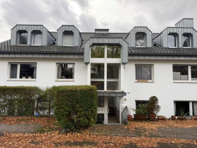 Moderne Dachgeschosswohnung in ruhiger, zentraler Lage von Bergisch Gladbach