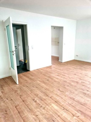 Neu! saniertes RMH 120 m²+Garten+20 m² Keller
