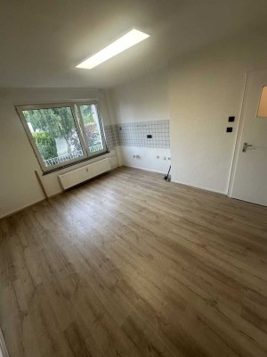 Schöne, vollständig renovierte 2-Zimmer-Wohnung zur Miete in Oberhausen