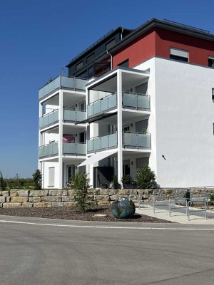 Hochwertige 2 Zimmer Wohnung mit Panoramablick Ü50