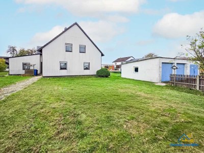 Großzügiges Grundstück in ruhiger Lage – Haus mit Ausbau- oder Neubaupotenzial