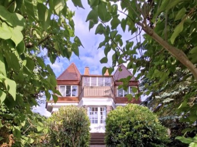Repräsentative Villa zum Leben und Arbeiten