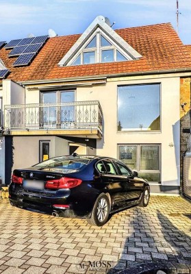 Topangebot - Teilsanierte Doppelhaushälfe Ortsrandlage mit Gartenanteil