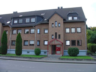 Attraktive 4-Zimmer-Dachgeschoss-Wohnung (Maisonette) mit Balkon in Eitorf