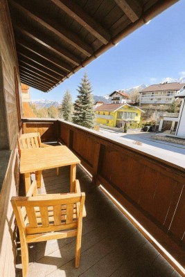 Anleger aufgepasst: Helle Garconniere mit sonnigem Balkon in Seefeld fußläufig zum Skigebiet ab sofort kaufen!