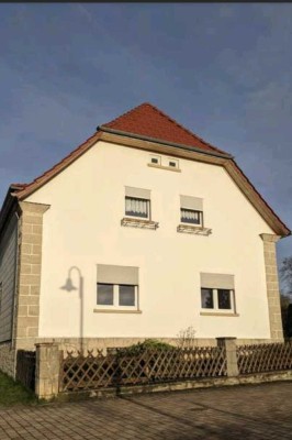 Charmanter Altbau, 2-Bäder und 6-Zimmer mit EBK in Duingen