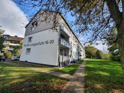 Frei zum 06.09.: 4-Zimmer-Wohnung mit weißem Tageslichtbad und Balkon