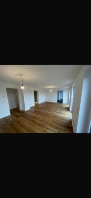 Kernsanierte 1,5 Zimmerwohnung in Esslingen am Neckar