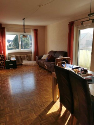 Helle 3-Zimmer Wohnung mit Balkon in Lingenfeld