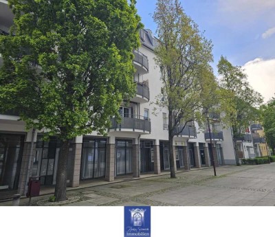 Helle, wunderschöne Wohnung mit großem Balkon! Alle Zimmer mit Fenster! Gepflegte Wohnanlage!