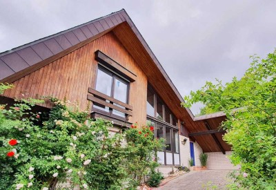 Kunst trifft Architektur:  Freistehendes Einfamilienhaus