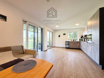 F&D | Exklusive 2-Zimmer-Wohnung mit EBK & Carport mit Blick ins Grüne in Hochemmingen