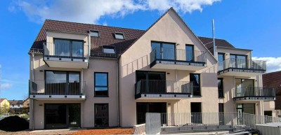 Moderne, Erstbezug 3-Zimmerwohnung im Herzen von Leo.-Eltingen