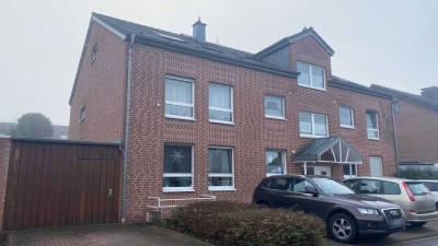 Schöne Nichtraucher 4,5 Zi. Wohnung mit Balkon in Rees