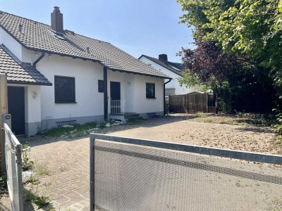 *NEU* FAMILIENFREUNDLICHES FREISTEHENDES ARCHITEKTENHAUS IN RUHIGER LAGE VON WIESBADEN!