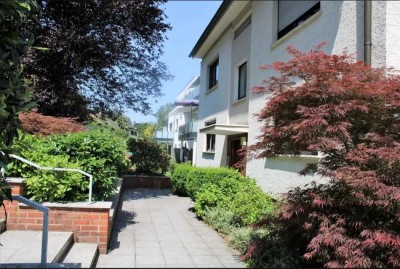 Modernisierte, sonnige 3-Zimmer-Wohnung mit Ausblick, Garage & Top-Lage in Wetter (Ruhr)