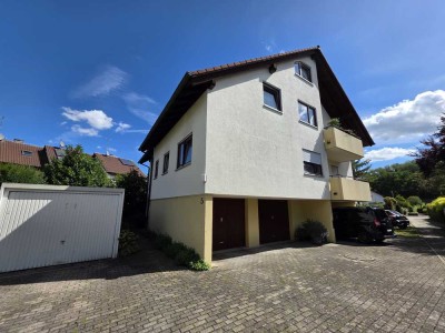Helle 3-Zimmer Dachgeschosswohnung mit Balkon in Neckartailfingen