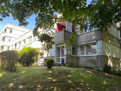Zentral und dennoch schön ruhig in Jenfeld! Gut geschnittene 2-Zimmer-Eigentumswohnung mit Terrasse
