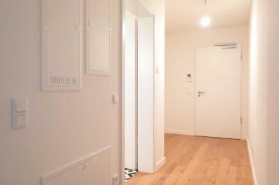 Neuwertige 2-Zimmer-Wohnung mit Balkon und Einbauküche in München