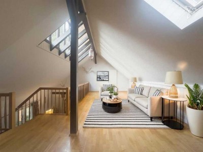 IHR PLATZ IM GRÜNEN � Großzügiges Haus mit Garten und idyllischen Teichen in Glashütten!