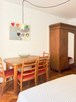 1,5-Zimmer-EG-Wohnung mit Einbauküche in Maxvorstadt