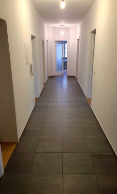 Unvermietete 5-Zimmer City-Wohnung – ideal für Anleger & Eigennutzer