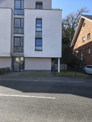 Geschmackvolle 3-Raum-Wohnung mit gehobener Innenausstattung mit Terrasse in Top Lage von Hennef