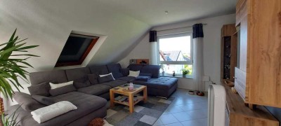 Drei Zimmer Dachgeschoß-Maisonetten-Wohnung in Gau-Algesheim