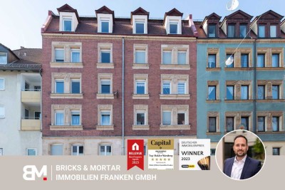 Kernsanierter Altbau trifft auf Rendite - Stilvolle 2-Zimmer-Wohnung mit Balkon und Einbauküche
