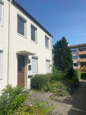 Preiswertes 5-Raum-Reihenendhaus in Ditzingen