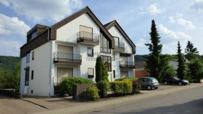 Exklusives Wohnen in BEST-Lage ! 3 ZKB-EBK-Balkon-Garage!