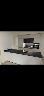 Exklusive, neuwertige 2-Zimmer-EG-Wohnung mit geh. Innenausstattung mit Balkon und EBK in Wuppertal
