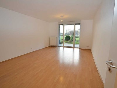 Eschersheim - helle 2-Zimmer-Wohnung im EG mit Terrasse