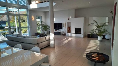 Einfamilienhaus mit architektonischem Flair und gehobener Ausstattung in Bad Homburg