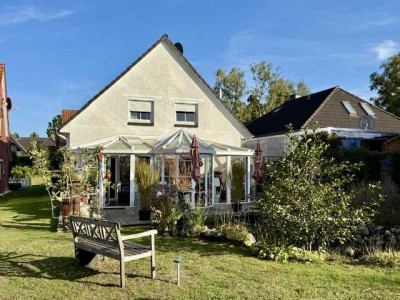 Attraktives Einfamilienhaus mit liebevoll gestaltetem Garten in ruhiger Wohnlage - Worpswede