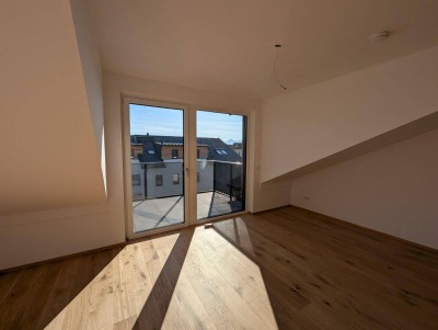 Bezugsfertig - exklusive 2 Zimmer Erstbezugs-Dachgeschoss-Wohnung mit Balkon in Panoramalage im Ortszentrum Hallwang!