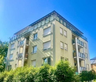 Gut geschnittene 2-Raum Wohnung mit Balkon in sehr guter Lage in Dresden Löbtau!