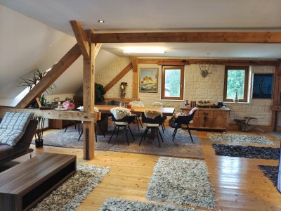 Traumhafte Maisonette mit Dachterrasse - Küche inklusive - 3 Parkplätze und Top-Aussicht – zum Sensationspreis!
