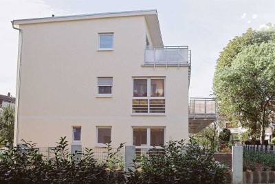 Reihenmittelhaus in ruhiger und idyllischer Lage in F-Heddernheim