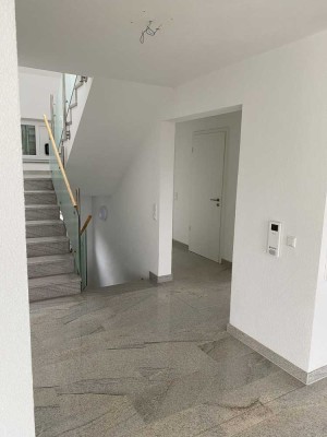 Maklerfrei! Villa in sonniger Aussichtslage Mehrgenerationenmodell Kanzlei Büro Praxis Ausbaureserve