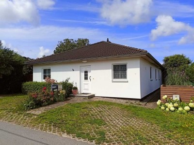 2-Raum-Wohnung als Doppelhaushälfte im Bungalowstil mit Gartennutzung