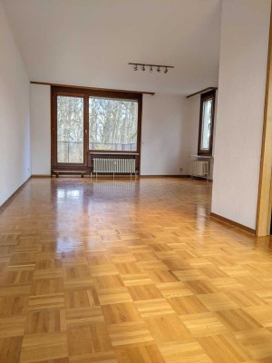 Wohnen am Rande des Schönbuchs   -   3-Zimmer-Terrassenwohnung in Tübingen