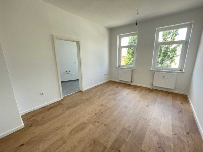 **TOP LAGE**Sanierte 2 RWG mit Balkon & Bad mit Badewanne**WE 02**