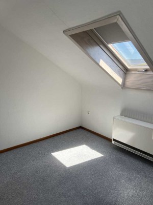 Schnucklige und helle 3-Zimmer Wohnung in Ehningen, sofort bezugsfrei