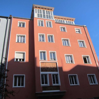 Provisionsfreie, modernisierte und ruhige 4,5 Zi-Whg. mit großem Balkon