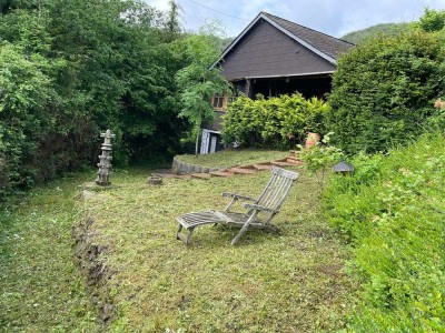 In besonderer Lage :kleines Haus-Bungalow mit Lahnblick