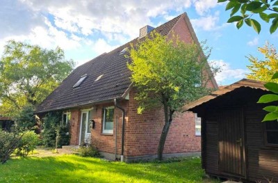 Vielseitiges Haus für die große Familie oder zwei Einheiten in guter Lage von Berkenthin