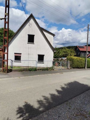 Günstiges 4-Raum-Einfamilienhaus in Oberstadt