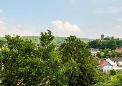 Ideal für Paare oder kleine Familien - 3 Zimmer, Balkon & Naturblick in Ortenberg-Lißberg