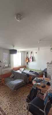 Attraktive 1-Zimmer-Wohnung mit Einbauküche in Heidelberg-Kirchheim